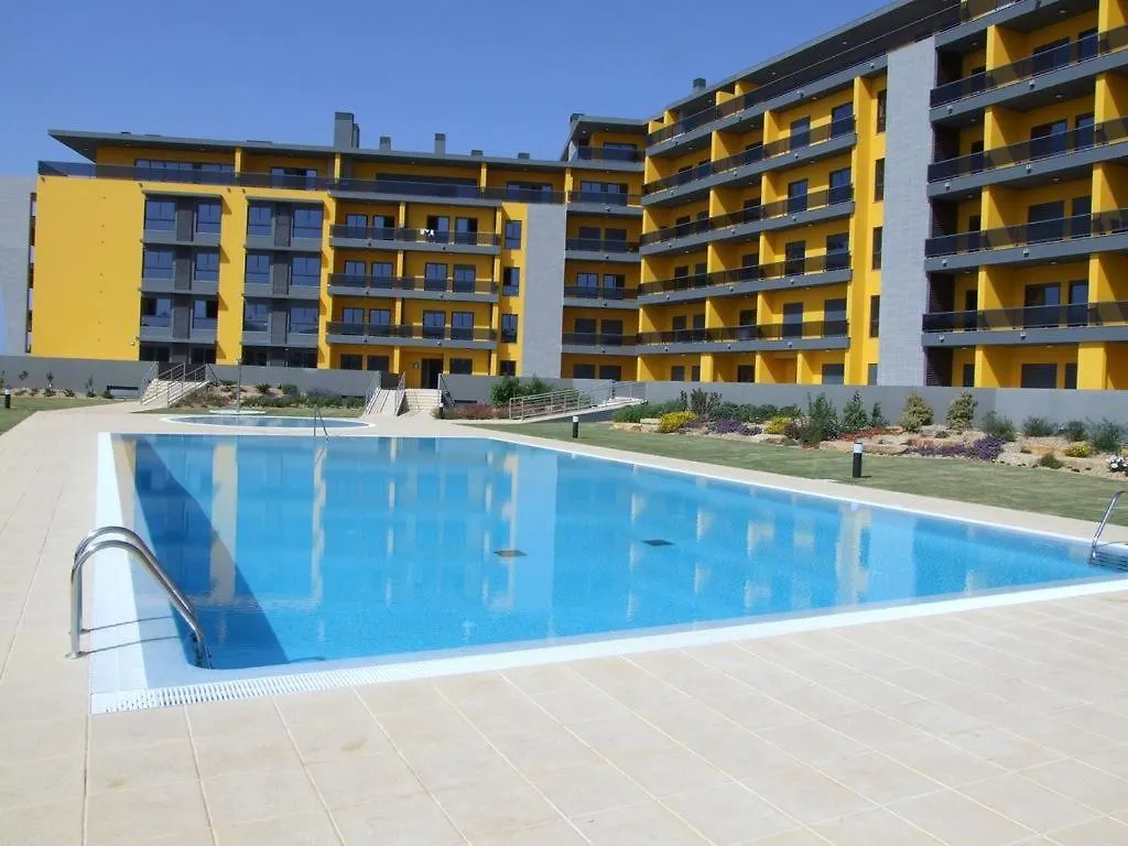Apartment With Sea View Quarteira