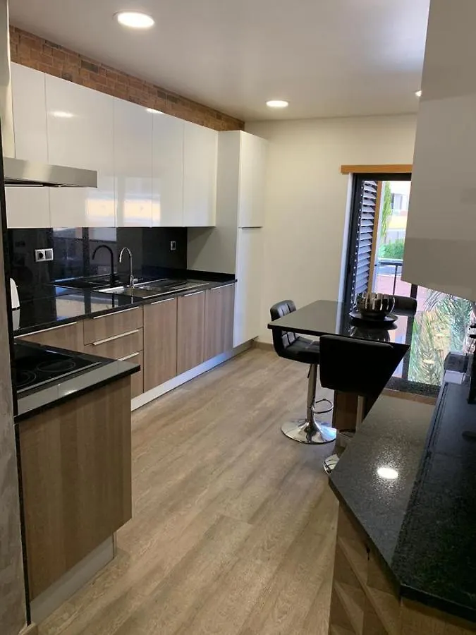 Apartment With Sea View Quarteira
