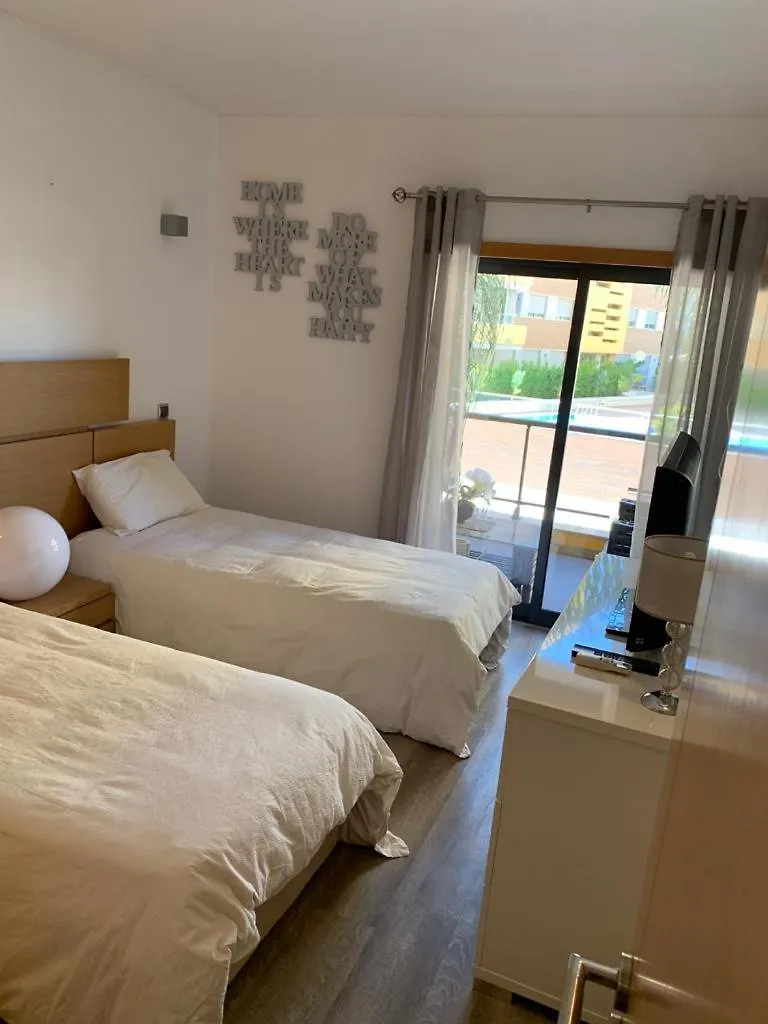 Apartment With Sea View Quarteira