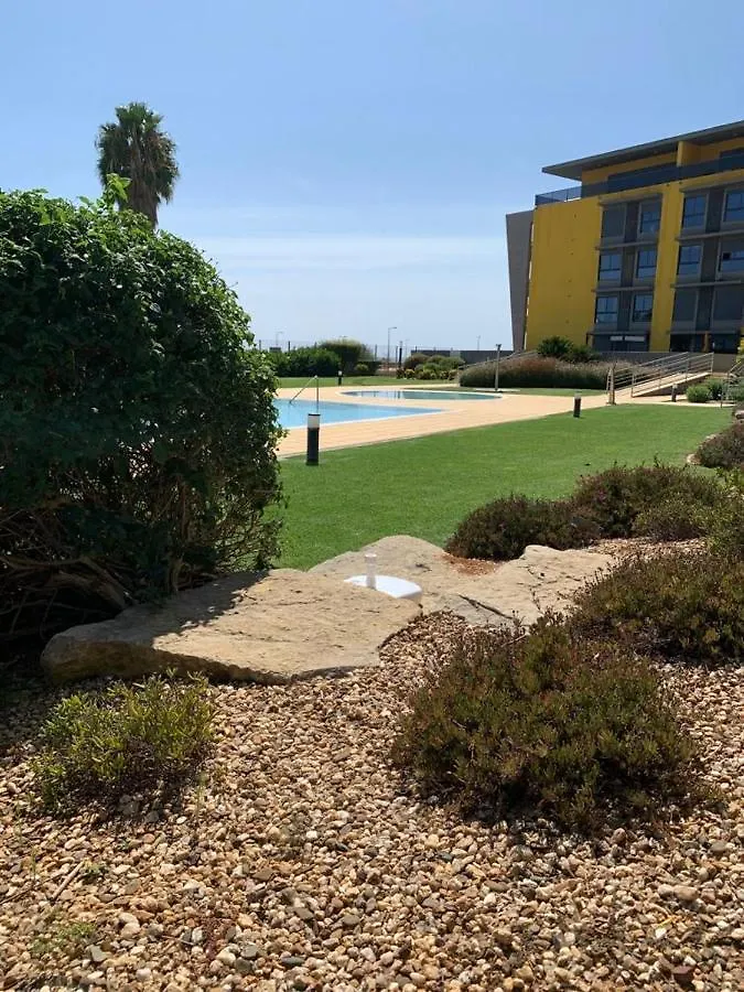Apartment With Sea View Quarteira