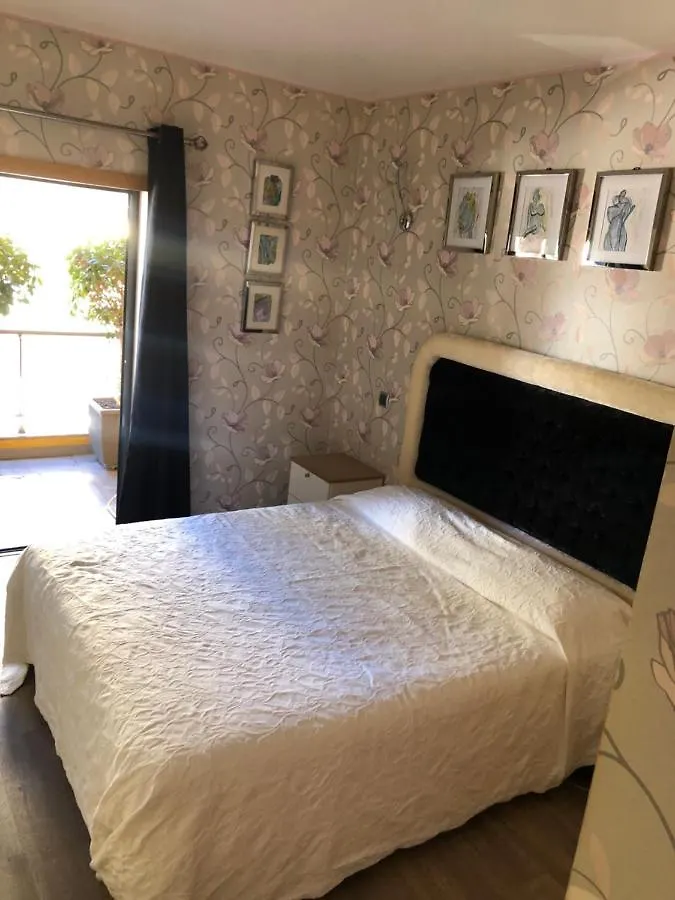 Apartment With Sea View Quarteira Portugal