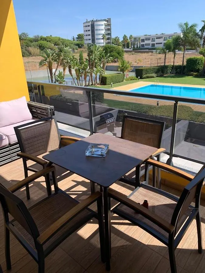 Apartment With Sea View Quarteira